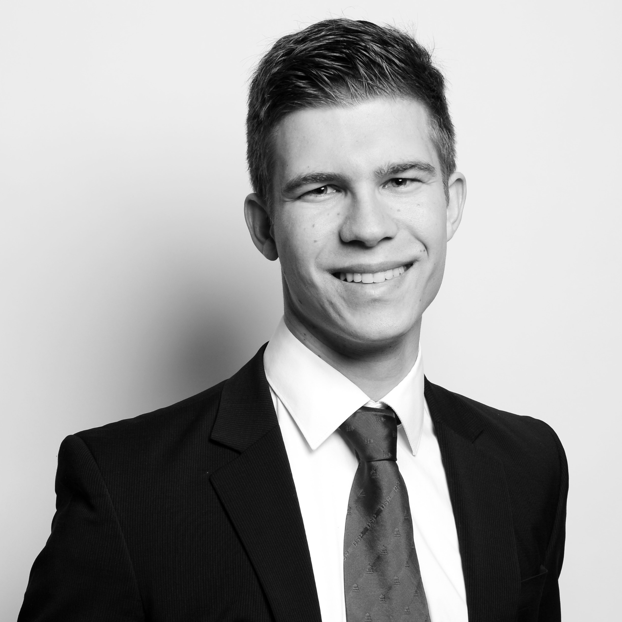 This image shows Dr.-Ing. Jan Gärtner